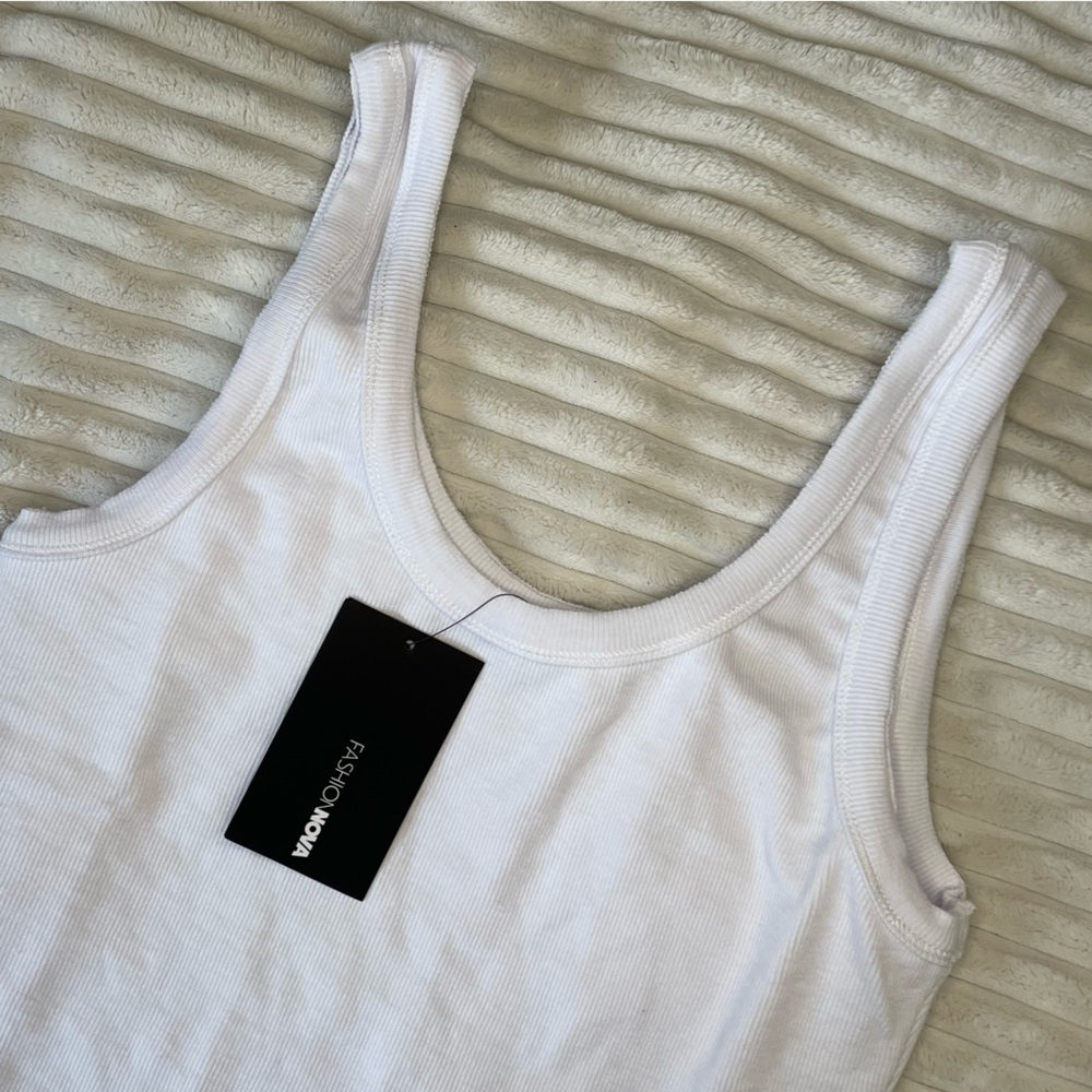 NWT White BODYCON Mini Tshirt/Tank top dress